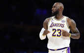 Звезда Лейкерс набрал более 43 тысяч очков в регулярке НБА