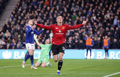 Манчестер Юнайтед одолел Эвертон без Миколенко