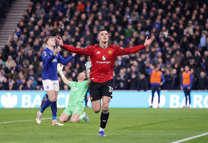 Манчестер Юнайтед здолав Евертон без Миколенка