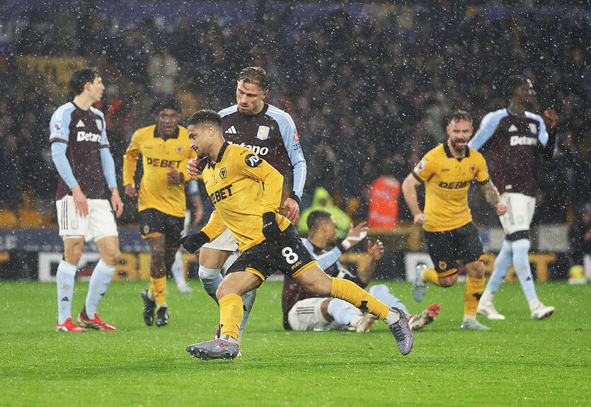 Астон Вилла сенсационно проиграла Вулверхэмптону