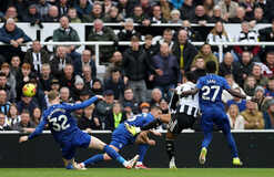 Евертон і Брентфорд вирвали перемогу в непростих поєдинках