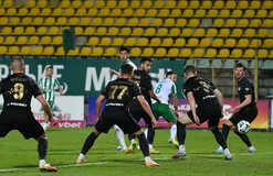 Колос обыграл Карпаты в матче с двумя нереализованными пенальти