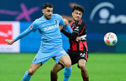 Арсенал и Ливерпуль борются за защитника Айнтрахта