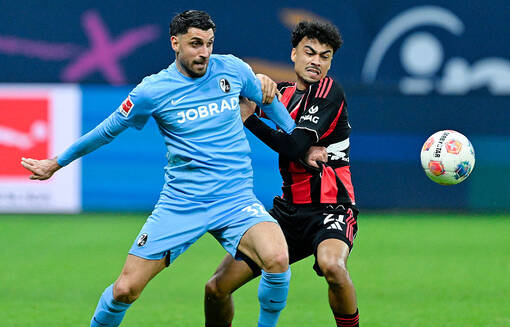 Арсенал и Ливерпуль борются за защитника Айнтрахта