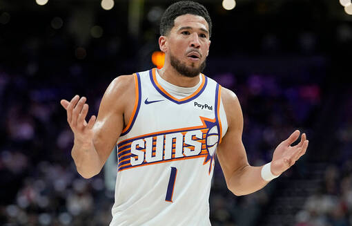 Девин Букер повторил подвиг Карри и Лилларда