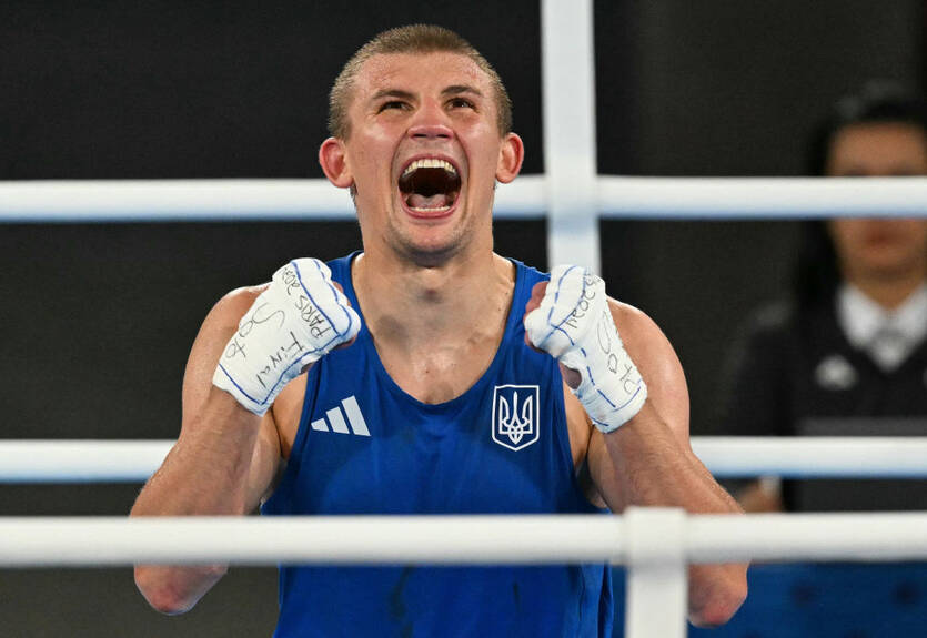 Олимпийский чемпион проведёт первый бой в Лесниках Олимпийский чемпион проведёт первый бой в Лесниках