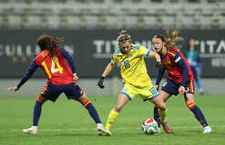 Украинки потерпели поражение от Испании в квалификации ЧМ-2027