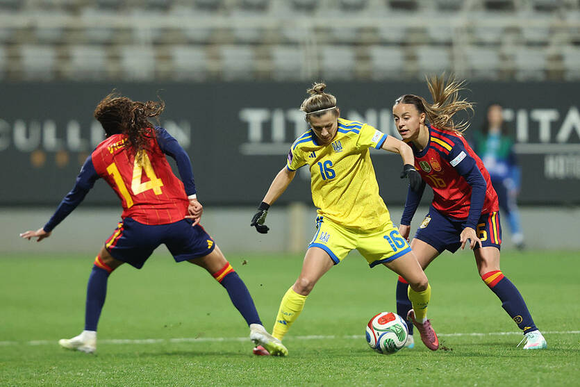 Україна поступилася Іспанії / Getty Images