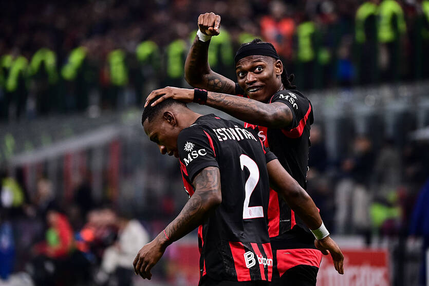 Мілан обіграв Інтер / Getty Images