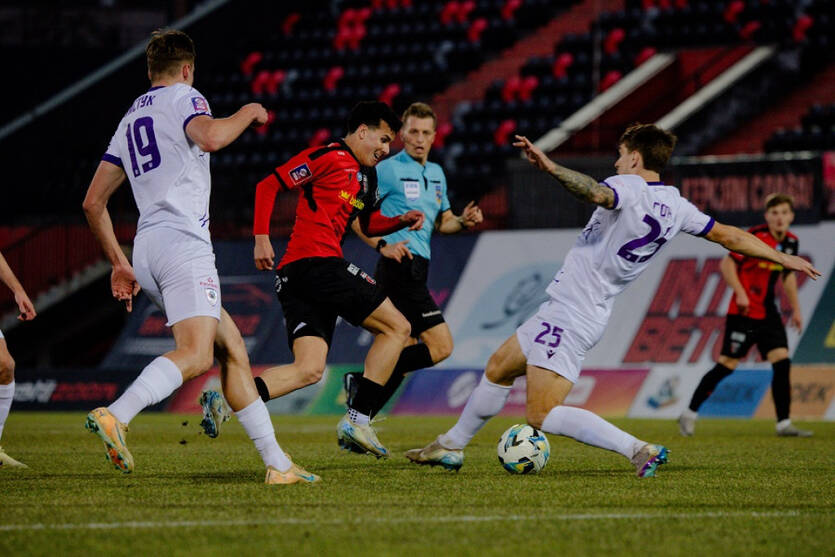 ЛНЗ розгромив Верес / ФК Верес