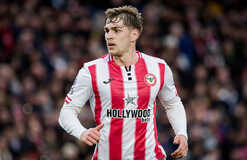 Ярмолюк провел юбилейный матч за Брентфорд