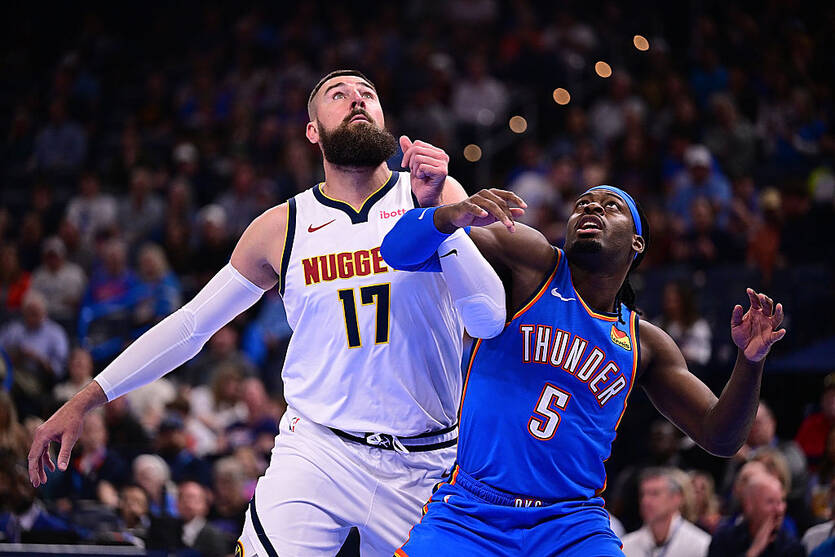 Оклахома вирвала перемогу у Денвера / Getty Images