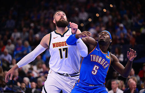 НБА: Оклахома вирвала перемогу у Денвера, Юта - у Голден Стейт