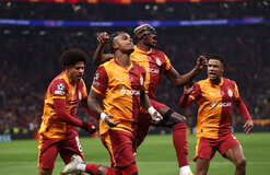 Галатасарай нанес поражение Ливерпулю в Лиге чемпионов