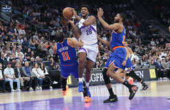 НБА: Юта уступила Нью-Йорку, Клипперс уверенно обыграли Миннесоту