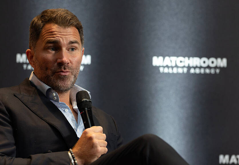Matchroom забирает бой WBC
