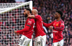 Манчестер Юнайтед разбил Астон Виллу в битве за топ-3