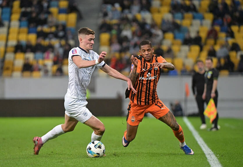 Шахтер за счет пенальти смог обыграть Металлист 1925