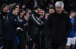 Сеск Фабрегас раскритиковал наставника Довбика