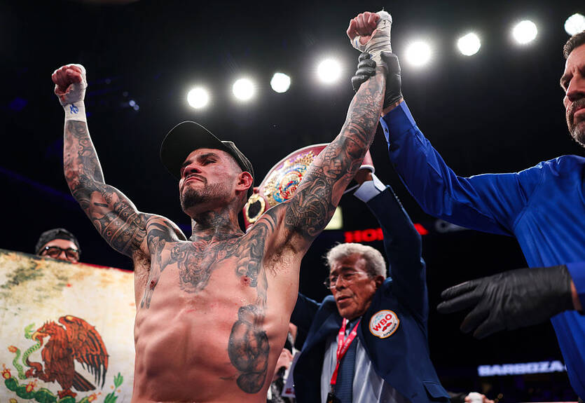 Барбоса бросил вызов чемпиону WBC в полусреднем весе