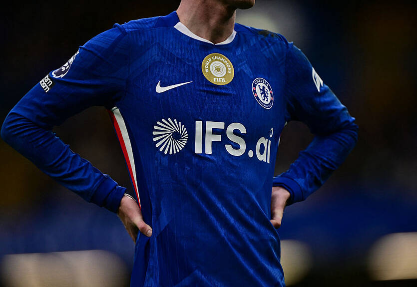 Челси получил условный трансферный бан