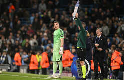 Лунин вышел на второй тайм матча с Манчестер Сити