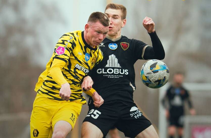 Чернігів пройшов Фенікс-Маріуполь / ФК Чернігів