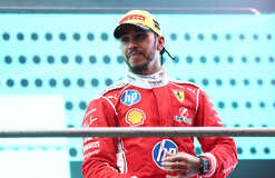 Хэмилтон попал в легендарную компанию после Гран-при Китая