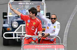 Победитель "24 часов Ле-Мана" о битве Хэмилтона и Леклера