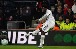 Манчестер Юнайтед близок к продлению контракта сразу с двумя игроками