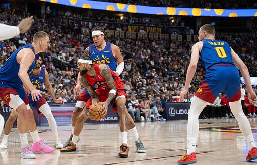 НБА: Денверу справиться с Торонто, Миннесота уступила Портленду НБА: Денверу справиться с Торонто, Миннесота уступила Портленду