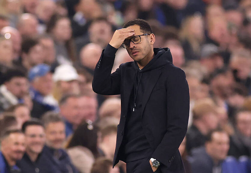 Челси терпит четвёртое поражение подряд