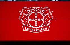 Байер следит за тренером из АПЛ