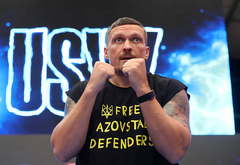 Усик сообщил, будет ли он драться с обязательным претендентом по линии WBC Усик сообщил, будет ли он драться с обязательным претендентом по линии WBC