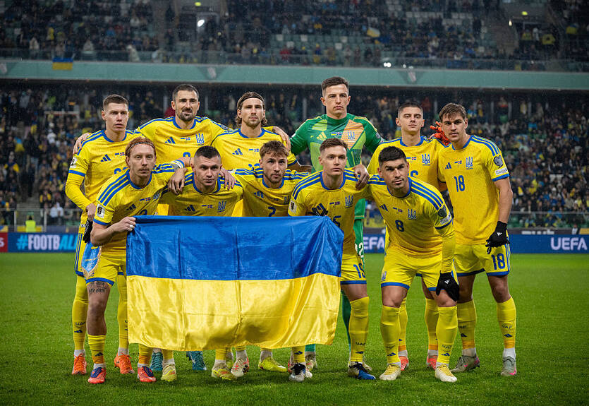 Жовті проти синіх: Україна та Швеція визначились, у якій формі проведуть матч