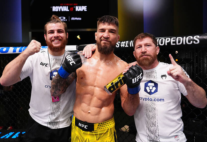 Ярослав Амосов проведёт второй бой в UFC