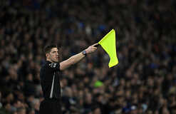 ФИФА официально объявила о старте тестов "офсайда Венгера"