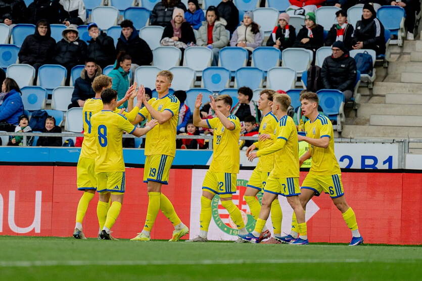 Украина обыграла Венгрию / УАФ