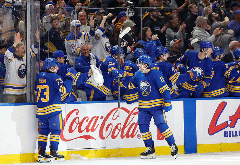 Сэйбрс побеждают Айлендерс и повторяют исторический рубеж сезона