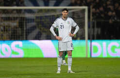 Бастони с супругой подверглись оскорблениям в социальных сетях