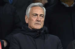 Президент Итальянской федерации футбола подал в отставку