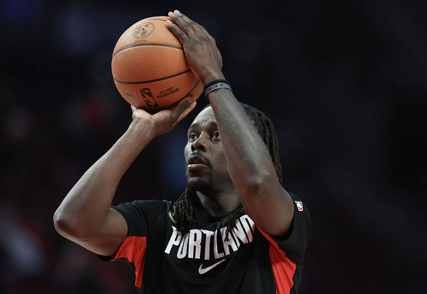 Захисник Портленда долучився до Леброна та Каррі за результативністю у віці 35+