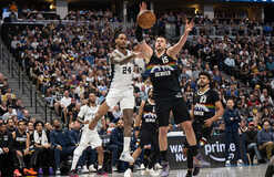 НБА: Денвер вырвал победу в овертаймах у Сан-Антонио НБА: Денвер вырвал победу в овертаймах у Сан-Антонио