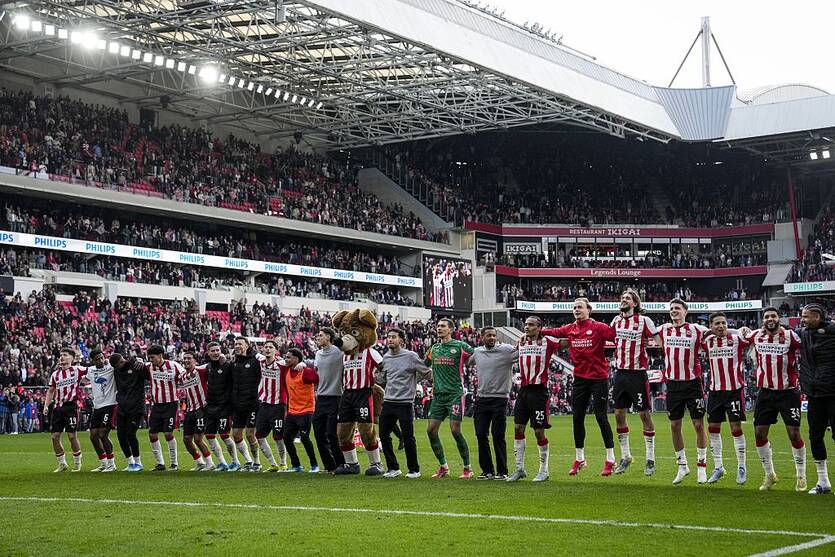 ПСВ стал чемпионом Нидерландов / Getty Images