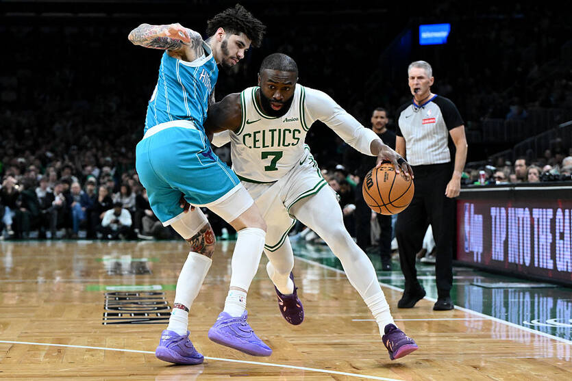 Бостон обіграв Шарлотт / Getty Images