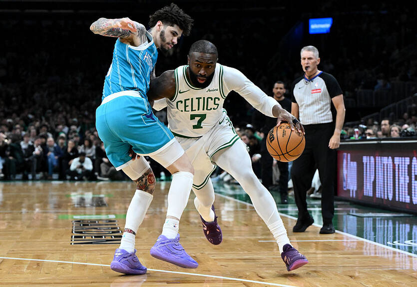 НБА: Бостон без Шульги победил Шарлотт, Юта без Михайлюка уступила Нью-Орлеану