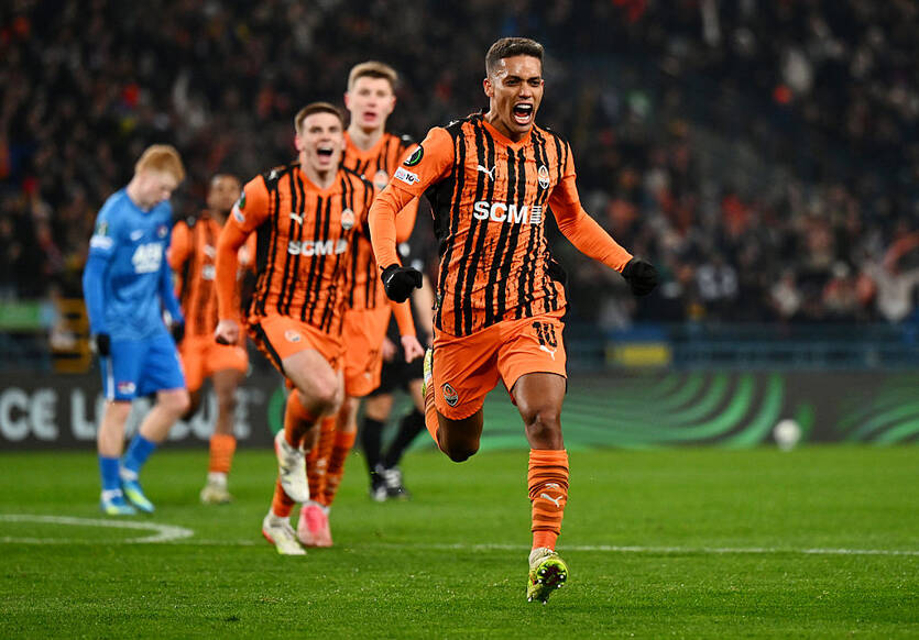 Шахтар - АЗ: відео голів матчу / Getty Images