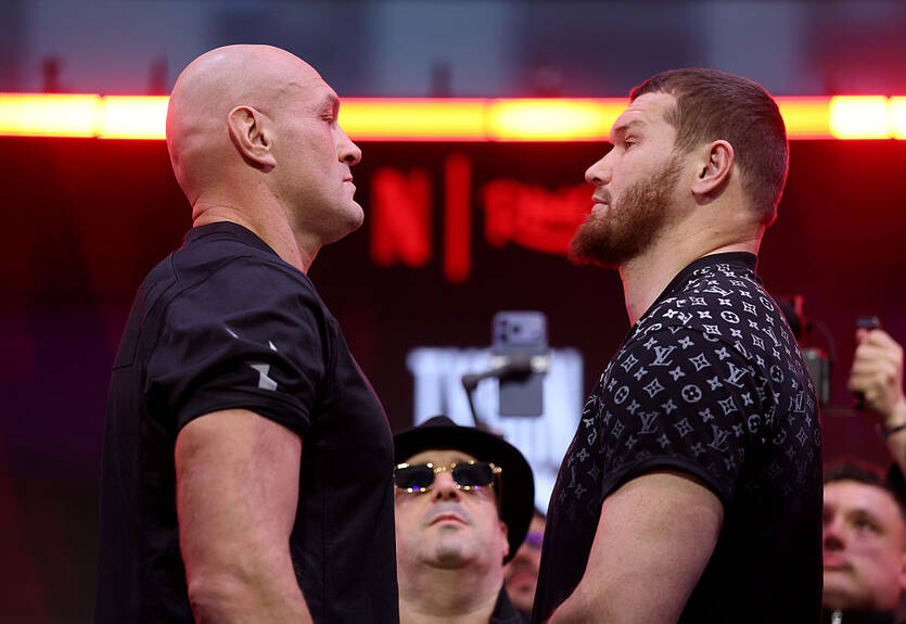 Фьюри оказался немного тяжелее Махмудова