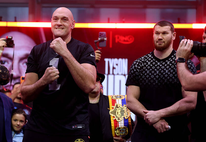 "Я - охотник, а не добыча": Фьюри жёстко высказался - о бое с Махмудовым