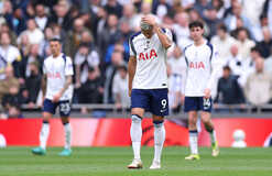 Вест Хэм усугубил положение Тоттенхэма